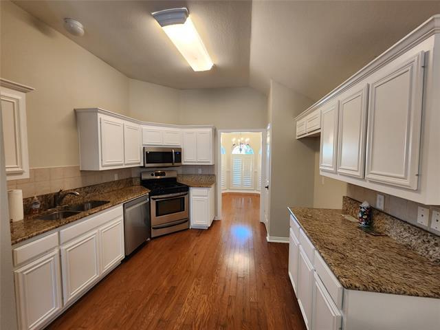 Building Photo - 4632 Knoll Hollow Trail