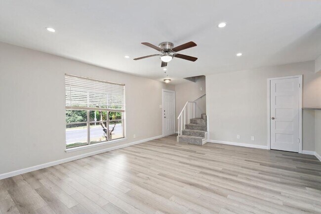 Foto del edificio - 1813 Woodland Ave