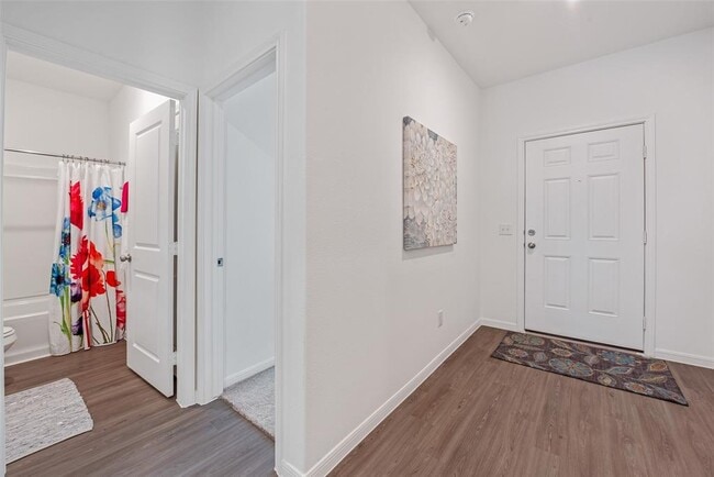 Building Photo - 340 Appaloosa Dr