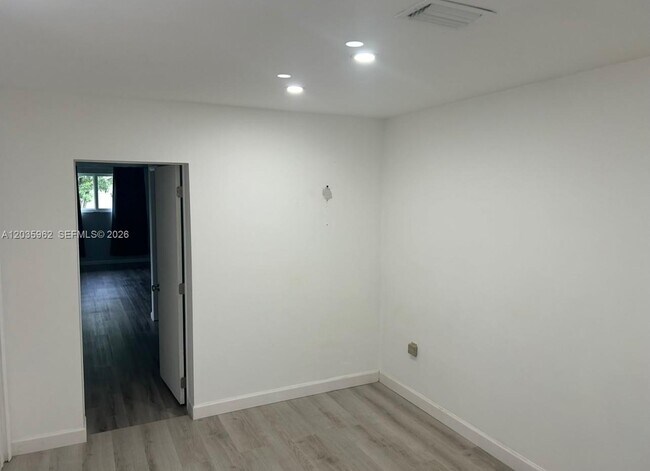 Foto del edificio - 8764 SW 54th Terrace