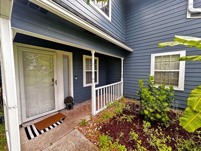 Building Photo - 430 Trout River Dr