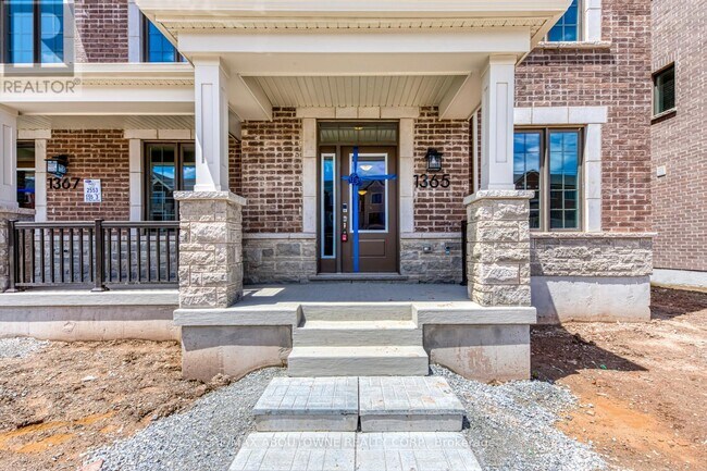 Building Photo - 1365 William Halton Pkwy