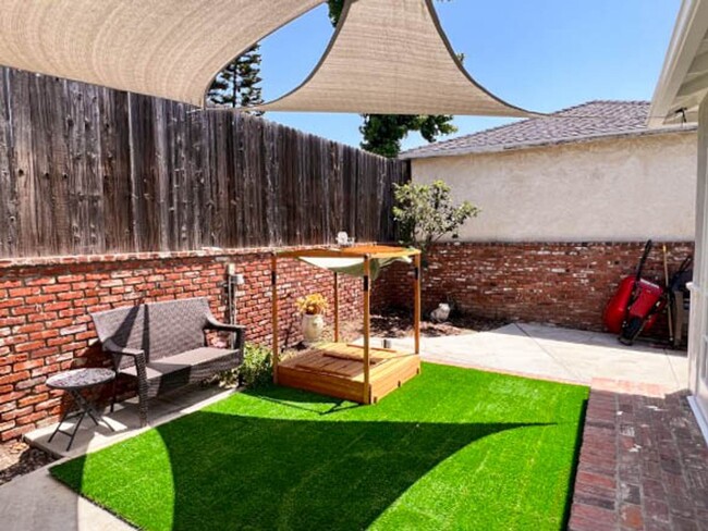 Foto del edificio - EASTSIDE BUNGALOW LONG BEACH