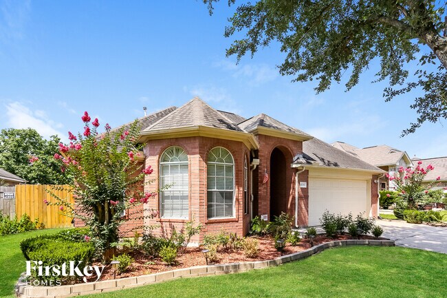 Foto del edificio - 10330 Claybrook Dr