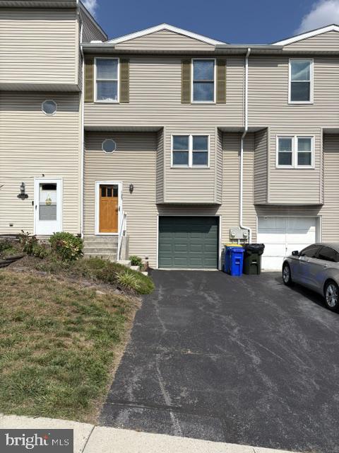 Building Photo - 125 Chartwood Dr