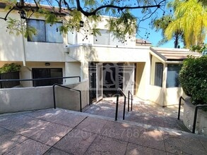 Building Photo - 13104 Glen Ct