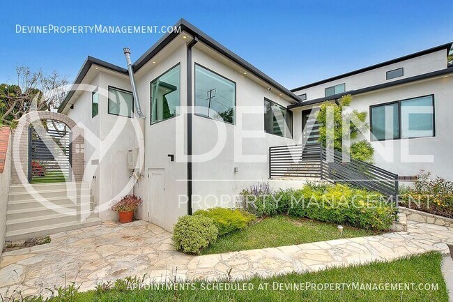 Foto del edificio - 3026 Greenfield Ave