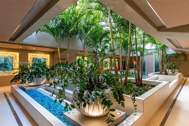 Foto del edificio - 600 Grapetree Dr
