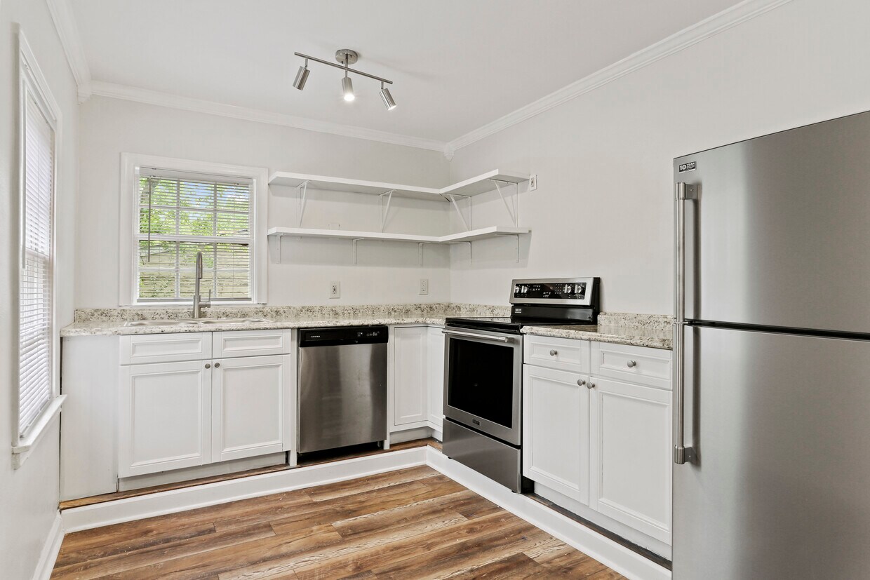 1268 Eastland Rd, APT B Atlanta, GA 30316 Condo for Rent in Atlanta, GA