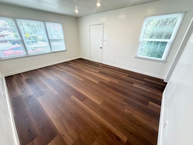 Foto del edificio - 3109 Walnut Grove Ave