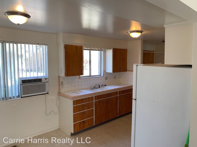 Building Photo - 5404 S 2000 W