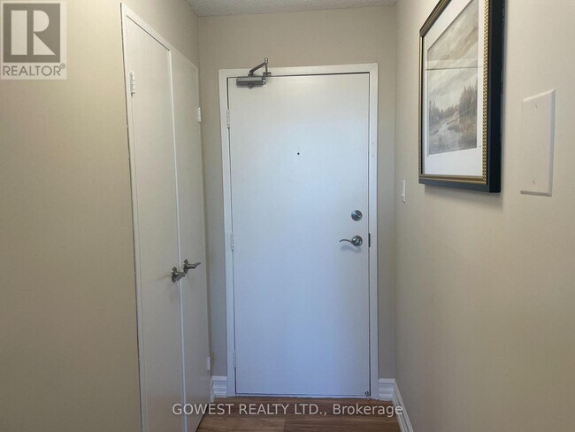 Photo du bâtiment - 1320 Mississauga Vly Blvd