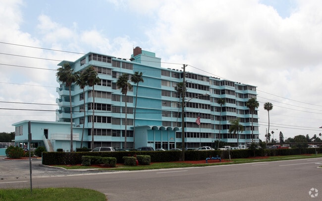 Building Photo - Island Way Towers