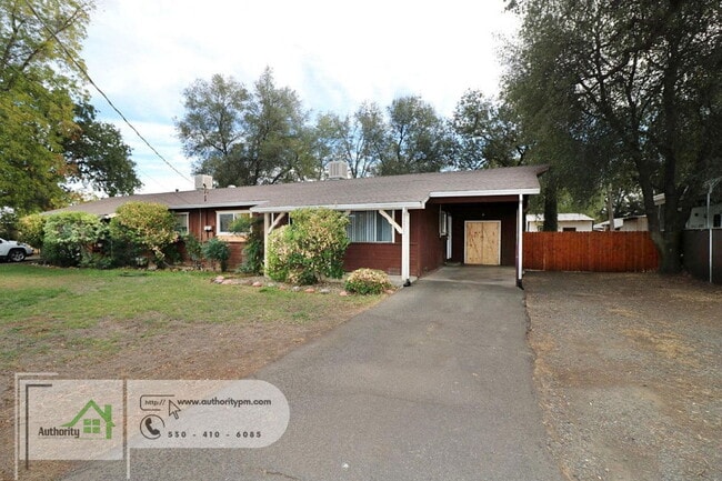 Building Photo - 20877 Cottonwood Dr