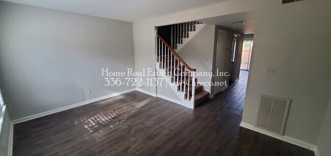 Foto del edificio - 1441 Brookwood Dr