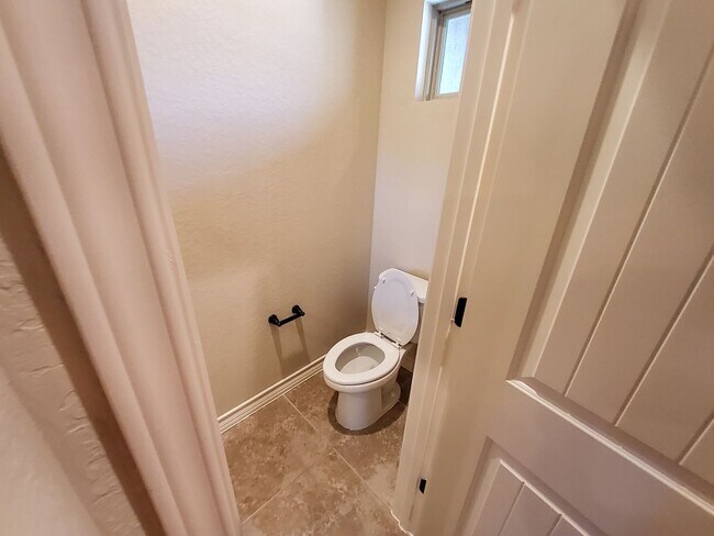 Foto del edificio - 6327 Luglio Ln