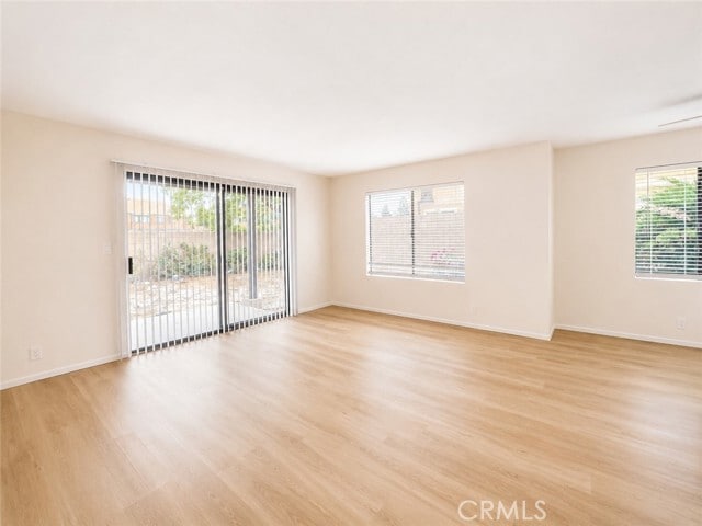 Building Photo - 8598 Tamarind Ave