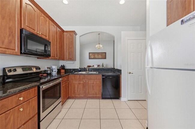 Foto del edificio - 3180 Stonehurst Cir