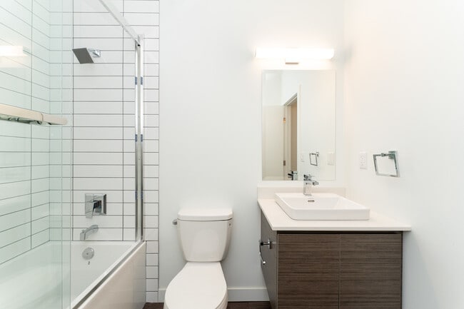 Building Photo - The Trax