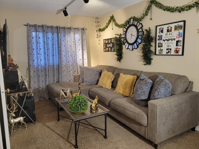Foto del edificio - 1161 White Bear Ave #2