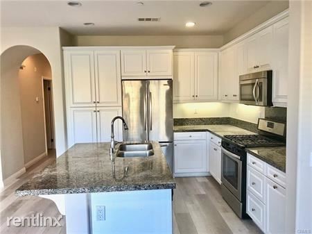 Building Photo - 4 br, 3 bath House - 449 La Floresta Dr