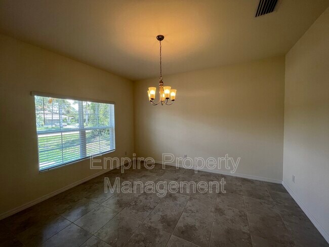 Building Photo - 161 Antis Dr