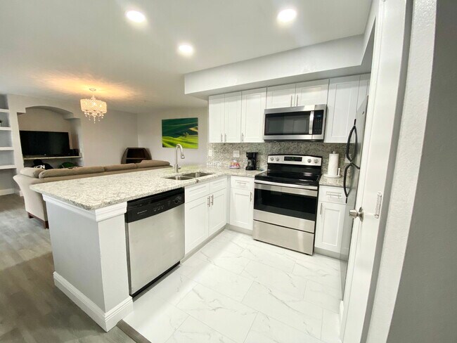 Foto del edificio - 7330 Westpointe Blvd