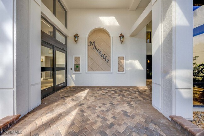 Foto del edificio - 840 S Collier Blvd