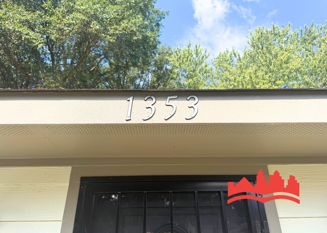 Foto del edificio - 1353 Wells Station Rd