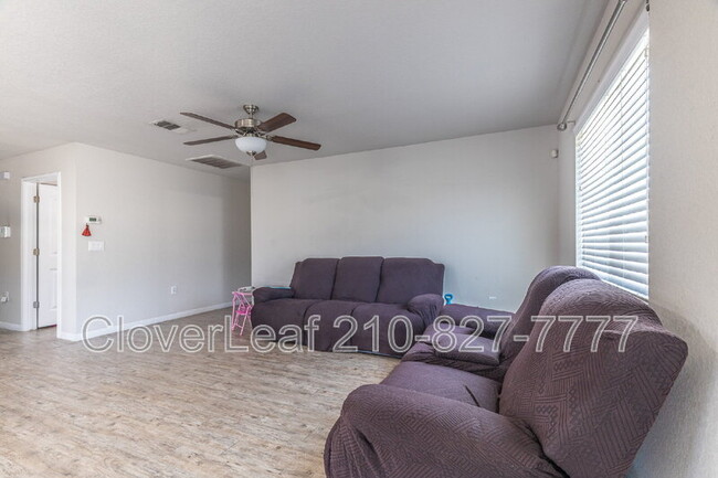 Building Photo - 10423 Legacy Cv