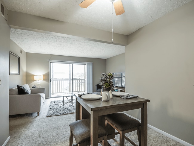 Dining Area with Ceiling Fan - Grandridge