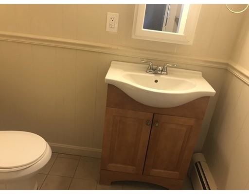 40 Cottage St Unit 5 Franklin Ma 02038 Condo For Rent In