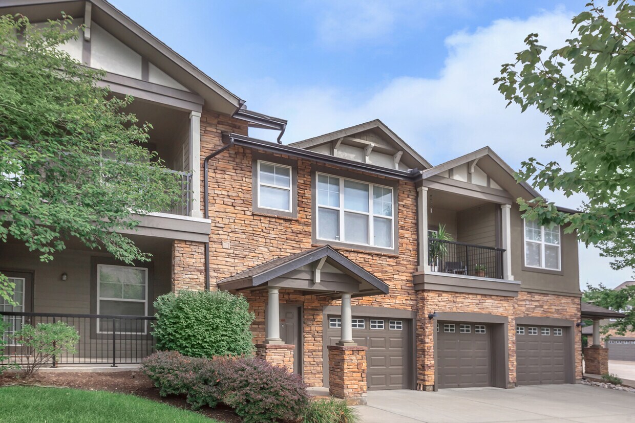 Deer Creek Apartment Homes 12849 Metcalf Ave Overland Park, KS