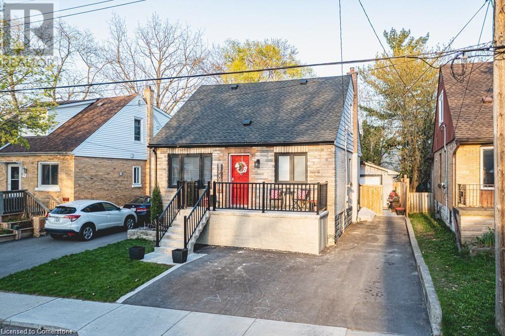 Photo principale - 73 W 3rd St