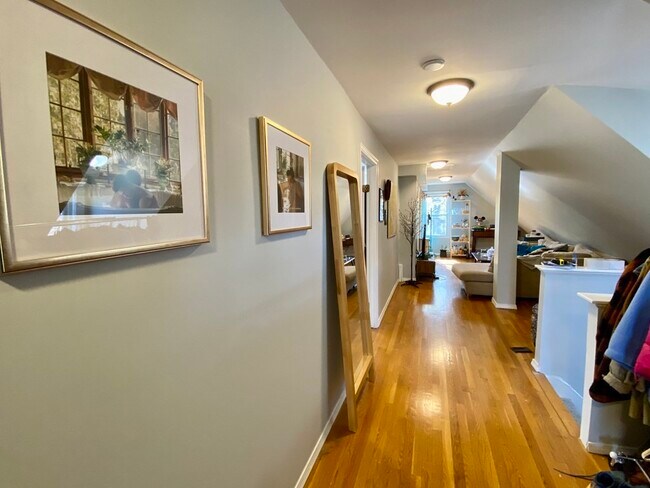 Foto del edificio - 3142 Washington St