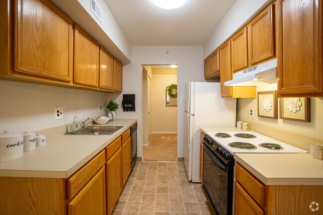 Kitchen - Village of Stoney Run