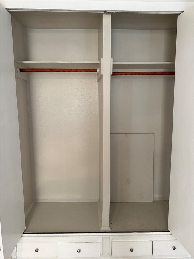 Building Photo - 7626 Rhobell St