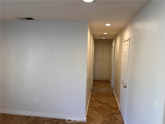 Building Photo - 5922 Santa Ana Ave