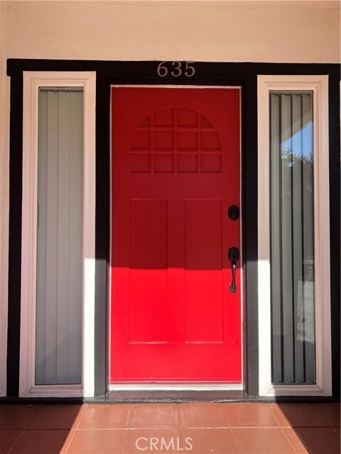 Building Photo - 635 Palm Dr