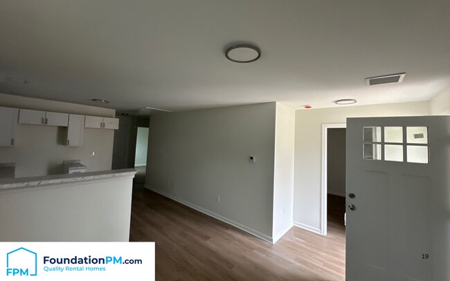 Building Photo - 2831 Overton Crossing St