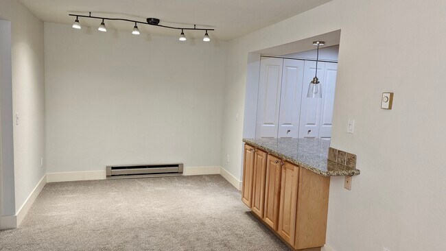 Foto del edificio - 9494 Redmond Woodinville Rd NE