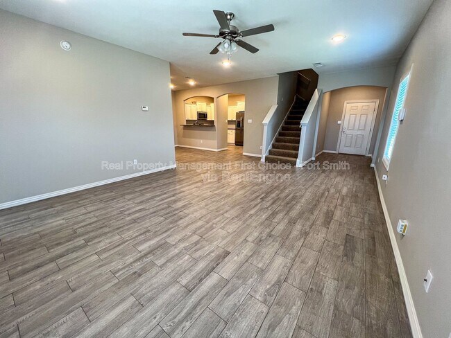 Building Photo - 6705 MARIBETTE RD