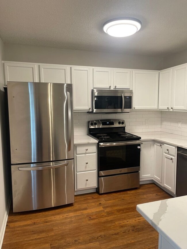 Building Photo - 5521 Fieldcross Ct