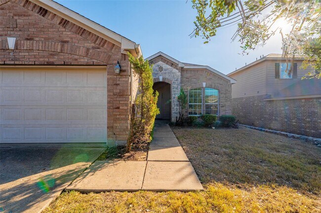 Foto del edificio - Charming 3 bed 2 bath in Anna TX