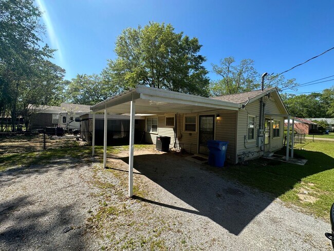 Foto del edificio - Duplex down town prattville