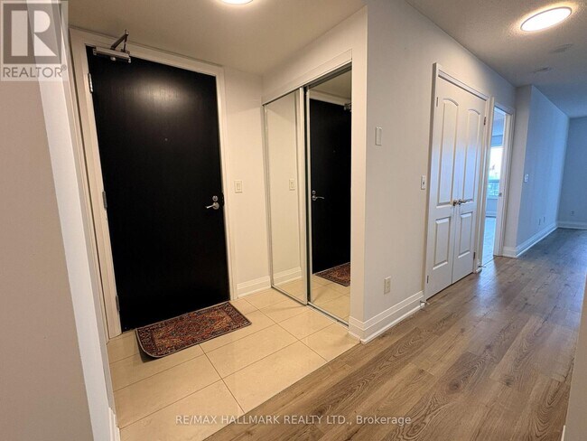 Photo du bâtiment - 20 N Park Rd