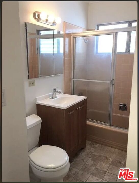 Foto del edificio - 1438 S Barrington Ave