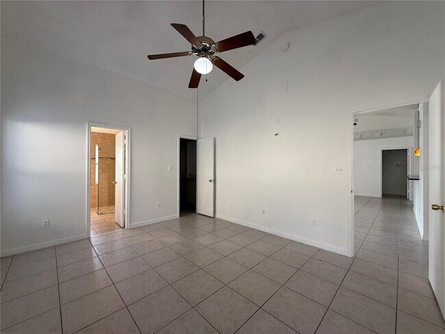 Foto del edificio - 2670 Oak Run Blvd