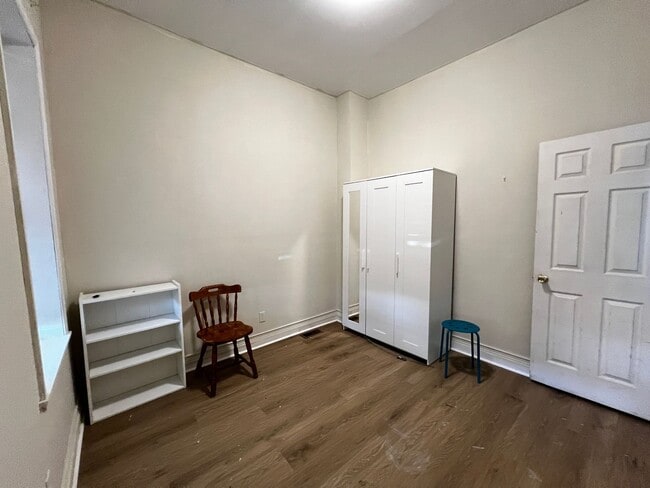 Photo - 425 N Preston St, Apartment