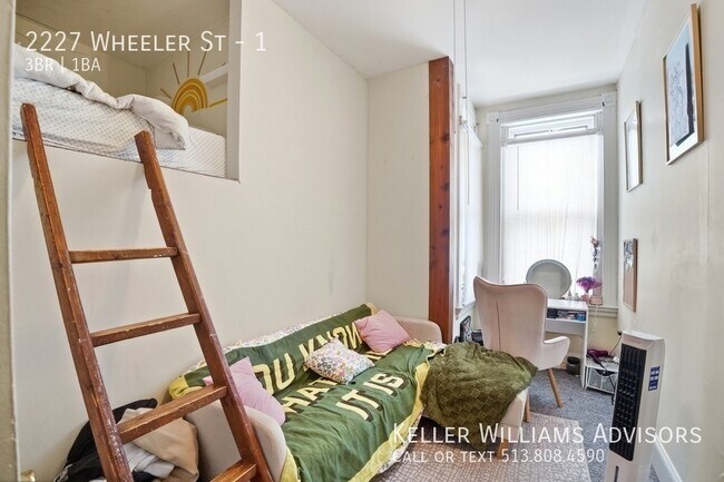 Building Photo - 2227 Wheeler St